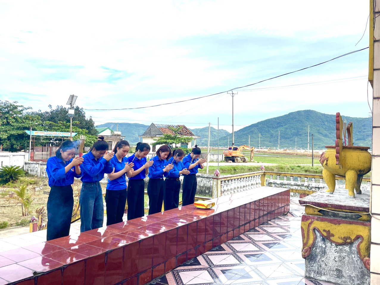 TRƯỜNG TIỂU HỌC KỲ THỊNH I  TỔ CHỨC CÁC HOẠT ĐỘNG KỶ NIỆM 77 NĂM NGÀY THƯƠNG BINH – LIỆT SỸ (27/7/1947 - 27/7/2024)